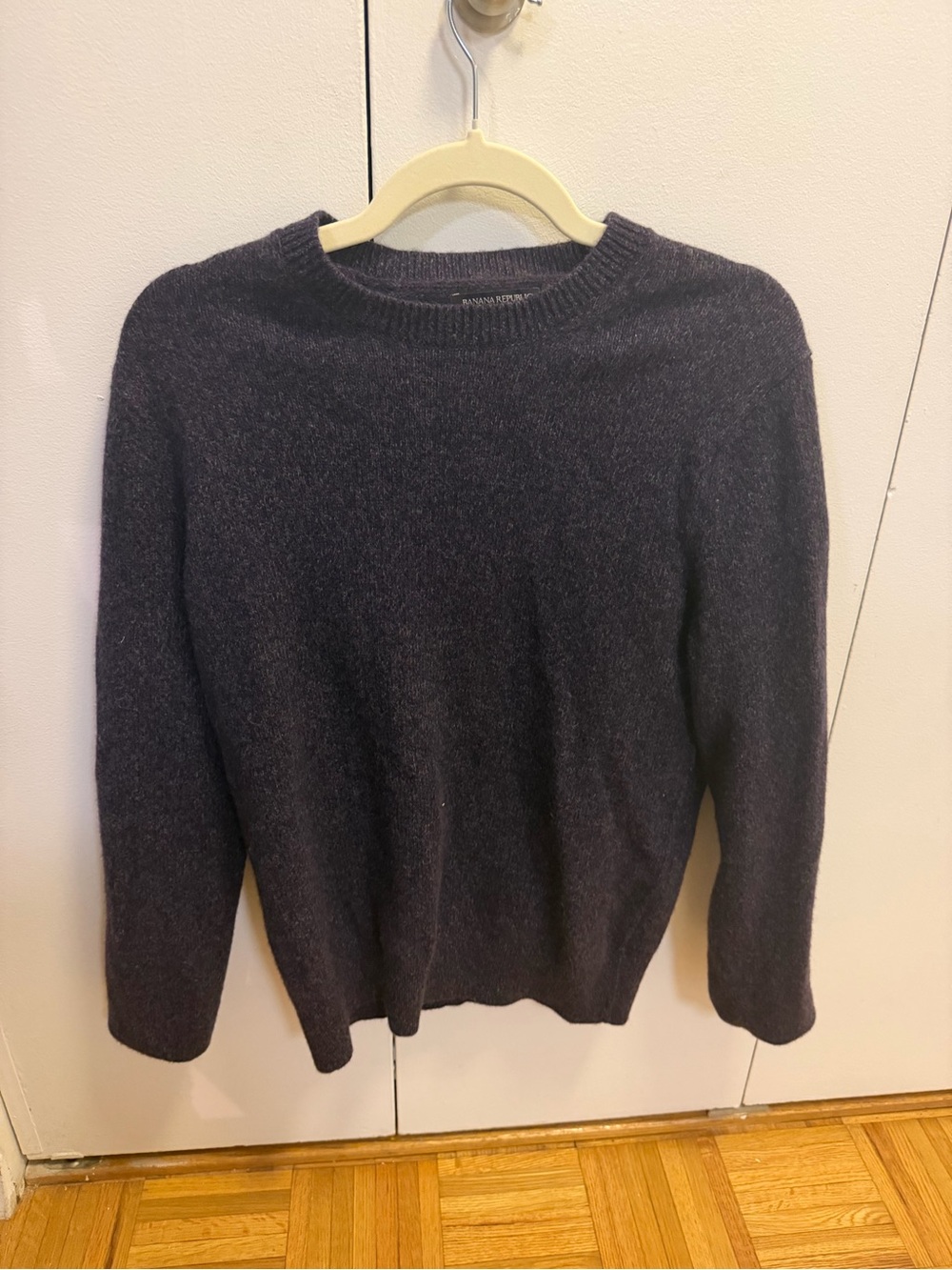 Banana Republic Men's Dark Heather Gray Crewneck Wool Sweater